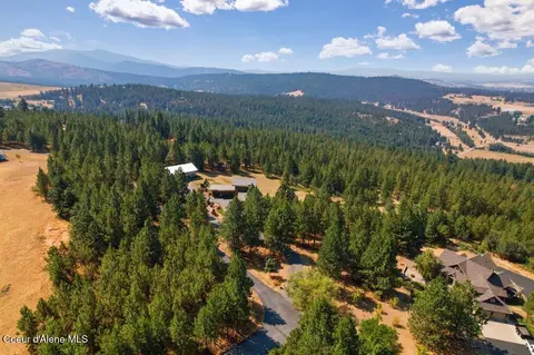 View/Area - 1035 S Valleyview Rd, Post Falls, ID 83854 photo 2 of 4