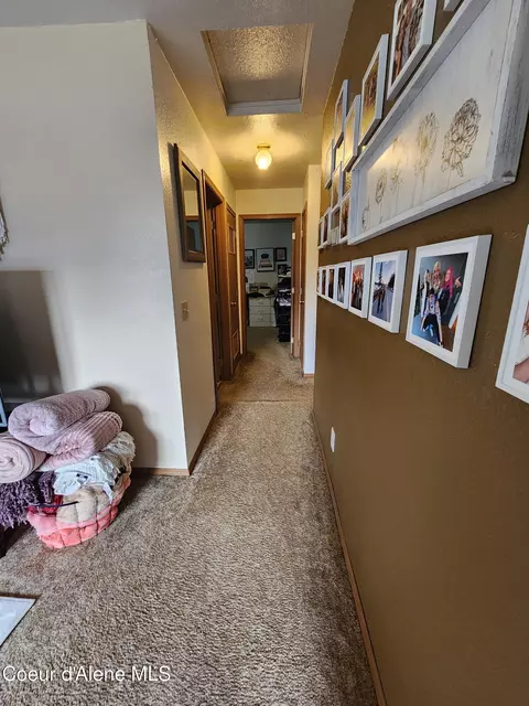 Entry Way - 103 E 12th Ave, Post Falls, ID 83854 photo 2 of 2