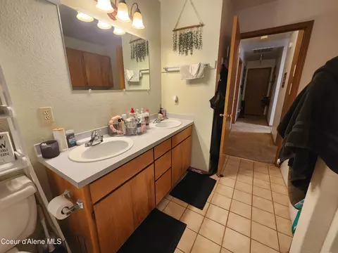 Bath - 103 E 12th Ave, Post Falls, ID 83854 photo 1 of 1
