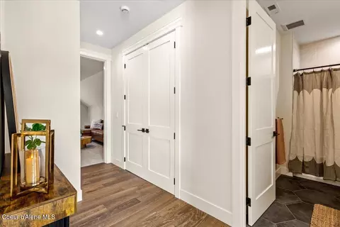 Entry Way - 51 Kayak Loop, Oldtown, ID 83822 photo 8 of 12