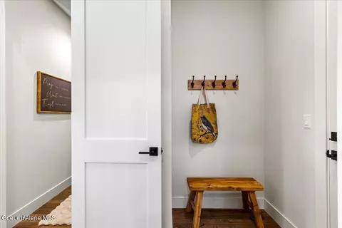 Entry Way - 51 Kayak Loop, Oldtown, ID 83822 photo 7 of 12