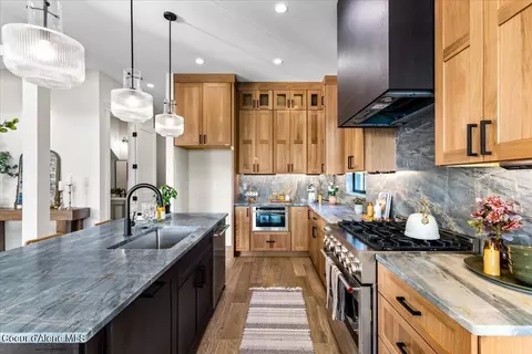 Kitchen - 51 Kayak Loop, Oldtown, ID 83822 photo 11 of 13