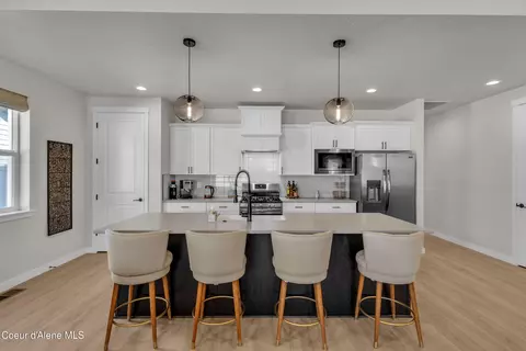 Kitchen - 4477 E Corsac Fox Ave, Post Falls, ID 83854 photo 2 of 4