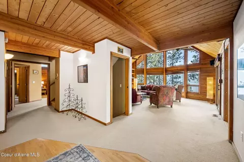 Entry Way - 3665 E Ogara Rd, Harrison, ID 83833 photo 2 of 3