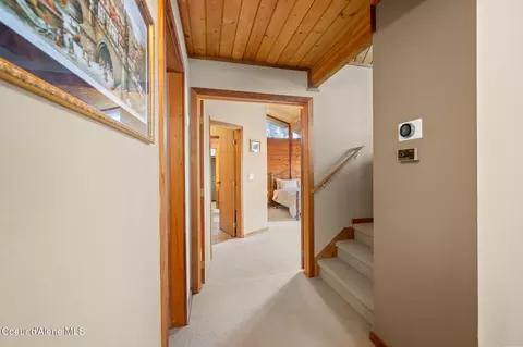 Entry Way - 3665 E Ogara Rd, Harrison, ID 83833 photo 3 of 3