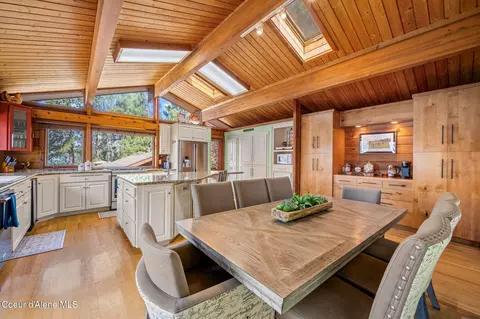 Dining - 3665 E Ogara Rd, Harrison, ID 83833 photo 2 of 2