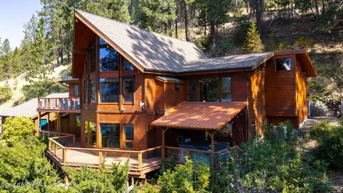 Exterior - 3665 E Ogara Rd, Harrison, ID 83833 photo 5 of 14