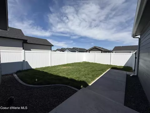 Exterior - 5302 E Antares Ln, Post Falls, ID 83854 photo 2 of 4
