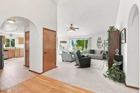 Entry Way - 3285 N Ping Rd, Post Falls, ID 83854 photo 2 of 2