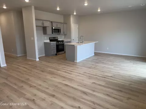 4511 E Rare Fox Ave, Post Falls, ID 83854 photo 3