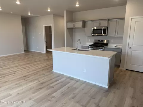 4511 E Rare Fox Ave, Post Falls, ID 83854 photo 2