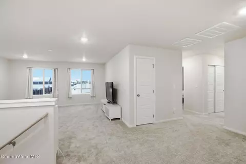 Entry Way - 815 E Burdock Loop, Hayden, ID 83835 photo 1 of 2