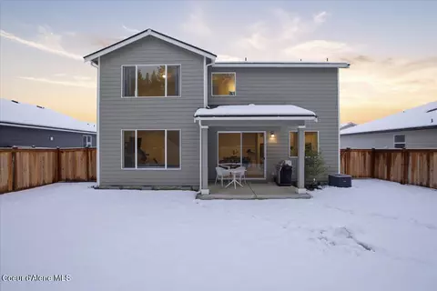Exterior - 815 E Burdock Loop, Hayden, ID 83835 photo 5 of 7