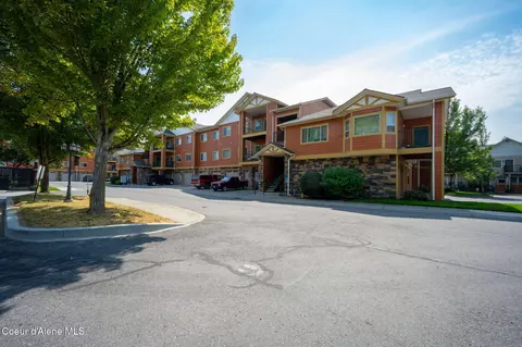 6630 N Spurwing Loop # 102, Coeur D'alene, ID 83815