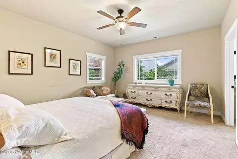 Bedroom - 1402 River Rock Rd, Sandpoint, ID 83864 photo 3 of 4