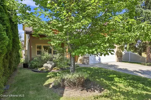 Exterior - 1402 River Rock Rd, Sandpoint, ID 83864 photo 7 of 9