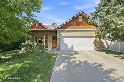 Exterior - 1402 River Rock Rd, Sandpoint, ID 83864 photo 2 of 9