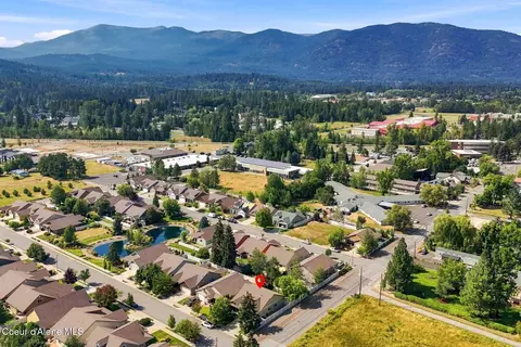 View/Area - 1402 River Rock Rd, Sandpoint, ID 83864 photo 4 of 5