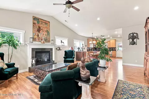 Living - 1402 River Rock Rd, Sandpoint, ID 83864 photo 1 of 3