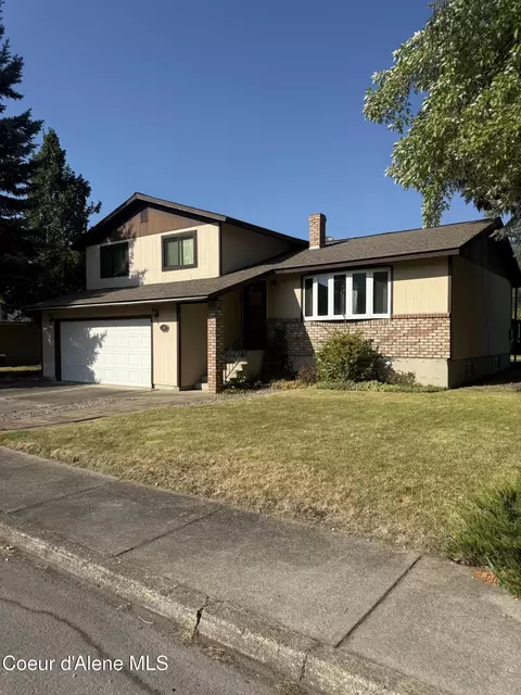 Exterior - 409 Emerald Dr, Kellogg, ID 83837 photo 4 of 13