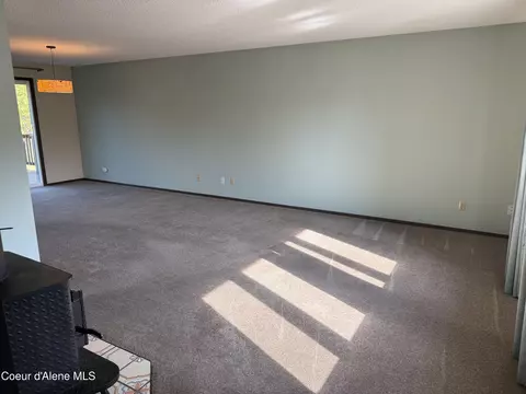 Living - 409 Emerald Dr, Kellogg, ID 83837 photo 4 of 4