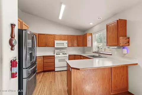 Kitchen - 5058 E Mossberg Cir, Post Falls, ID 83854 photo 1 of 6