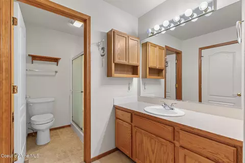 Bath - 5058 E Mossberg Cir, Post Falls, ID 83854 photo 1 of 4