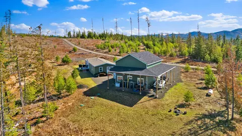 1713 Bugle Point Rd, Saint Maries, ID 83861