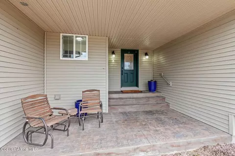 Exterior - 11074 W Riverview Dr, Post Falls, ID 83854 photo 5 of 6