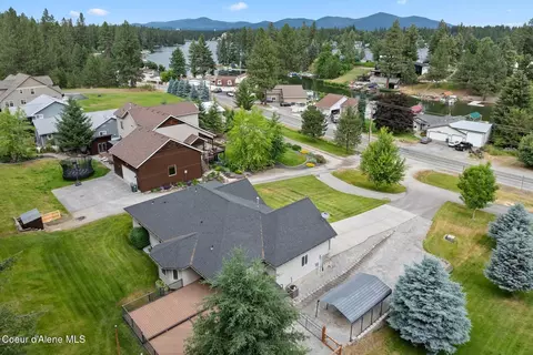 View/Area - 11074 W Riverview Dr, Post Falls, ID 83854 photo 4 of 8