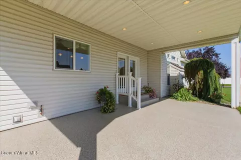Exterior - 2924 N Distant Star Rd, Post Falls, ID 83854 photo 5 of 13