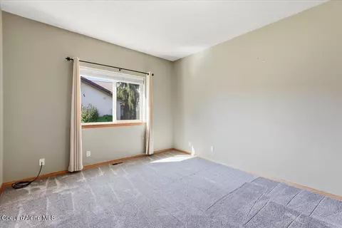 Bedroom - 2924 N Distant Star Rd, Post Falls, ID 83854 photo 5 of 6
