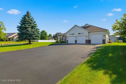 Exterior - 2924 N Distant Star Rd, Post Falls, ID 83854 photo 1 of 13