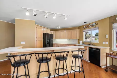 Kitchen - 206 E 11th Ave, Post Falls, ID 83854 photo 3 of 3