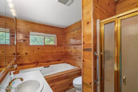 Bath - 206 E 11th Ave, Post Falls, ID 83854 photo 1 of 2