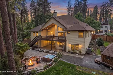 3617 W Pineridge Dr, Coeur D'alene, ID 83815