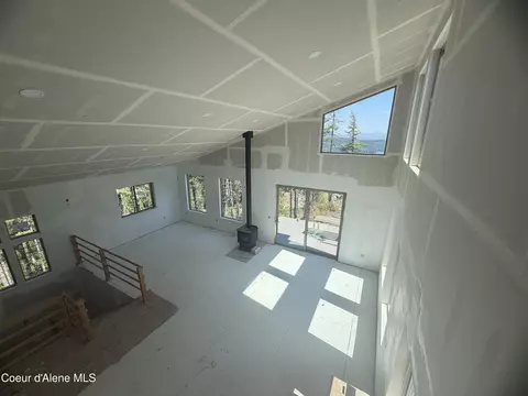 Living - 787 Delaney Dr, Sagle, ID 83860 photo 4 of 4