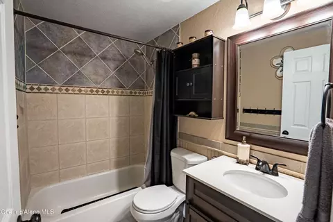 Bath - 1515 E Park Ln, Post Falls, ID 83854 photo 1 of 1