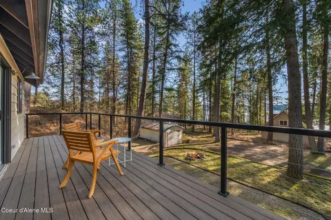 18352 S Crossbill Rd, Coeur D'alene, ID 83814
