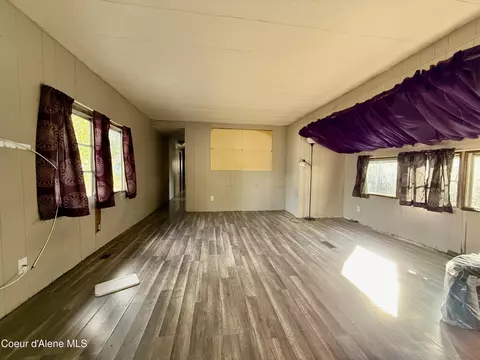 Living - 1314 Polaris Ave, Osburn, ID 83849 photo 2 of 2