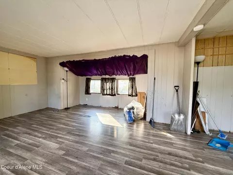 Living - 1314 Polaris Ave, Osburn, ID 83849 photo 1 of 2