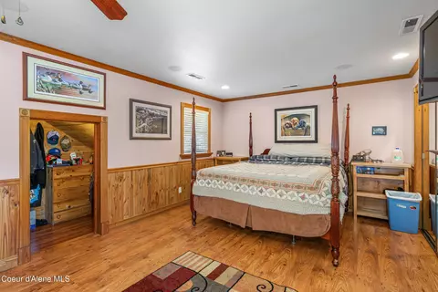 Bedroom - 503 Main St, Kellogg, ID 83837 photo 2 of 5