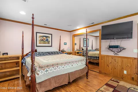 Bedroom - 503 Main St, Kellogg, ID 83837 photo 3 of 5
