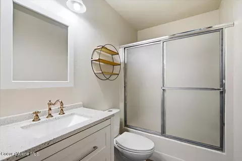 Bath - 1510 E 2nd Ave, Post Falls, ID 83854 photo 3 of 3