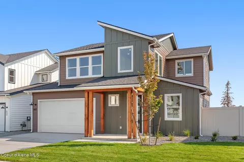 652 Moscow St, Sandpoint, ID 83864 photo 2