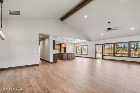 Living - L2b8 N Eclipse Road, Rathdrum, ID 83858 photo 1 of 6