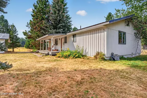 Exterior - 76 Tower Rd, Naples, ID 83847 photo 1 of 14