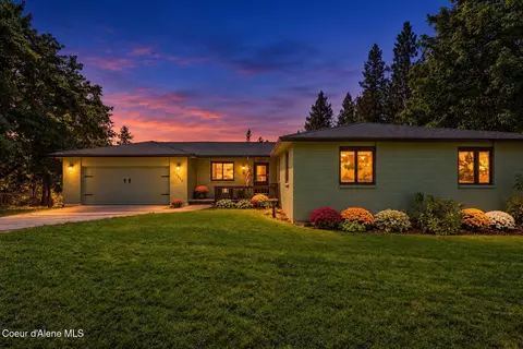 16510 W Hollister Hills Dr, Hauser, ID 83854