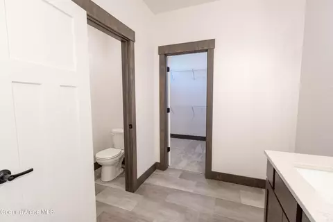 Entry Way - 4475 E Savea Ln, Post Falls, ID 83854 photo 2 of 2