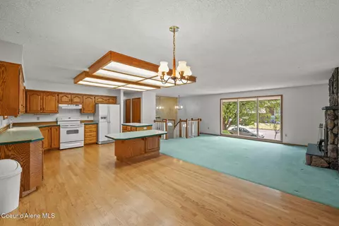 4585 E Alpine Dr, Post Falls, ID 83854 photo 8